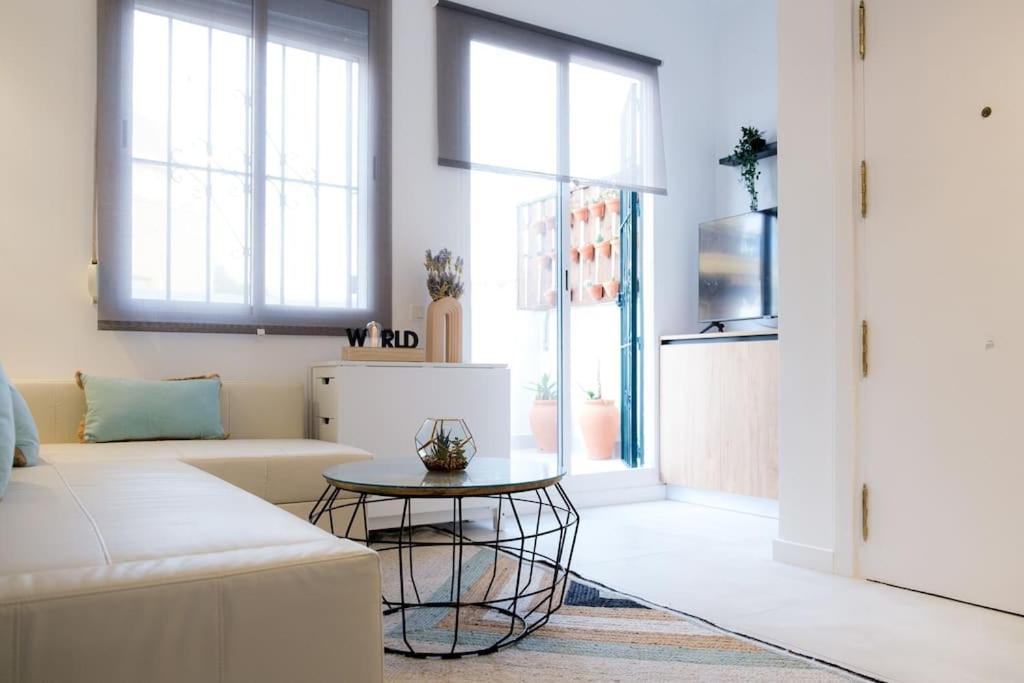 セビリアAtico Exclusivo Con Terraza En Santa Catalinaアパートメント エクステリア 写真