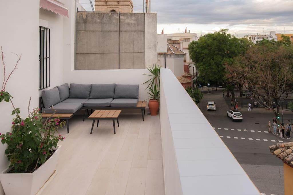 セビリアAtico Exclusivo Con Terraza En Santa Catalinaアパートメント エクステリア 写真
